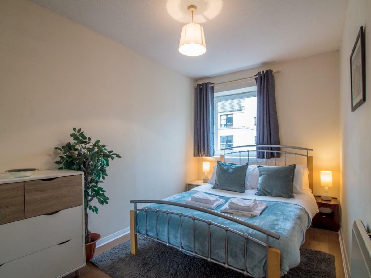 Bright & Tranquil Apartment Near City Centre With Free Parking! 에든버러 외부 사진