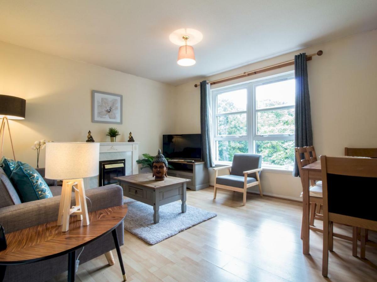 Bright & Tranquil Apartment Near City Centre With Free Parking! 에든버러 외부 사진