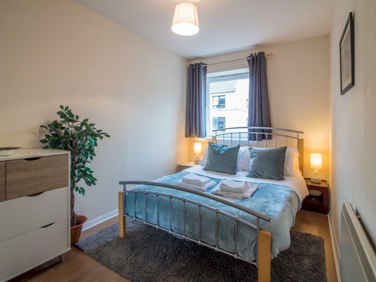 Bright & Tranquil Apartment Near City Centre With Free Parking! 에든버러 외부 사진