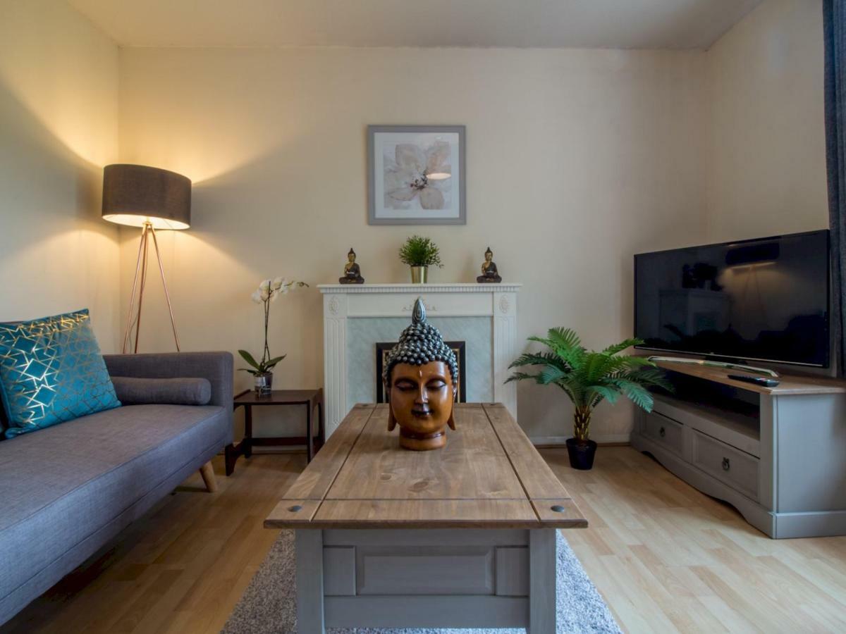 Bright & Tranquil Apartment Near City Centre With Free Parking! 에든버러 외부 사진