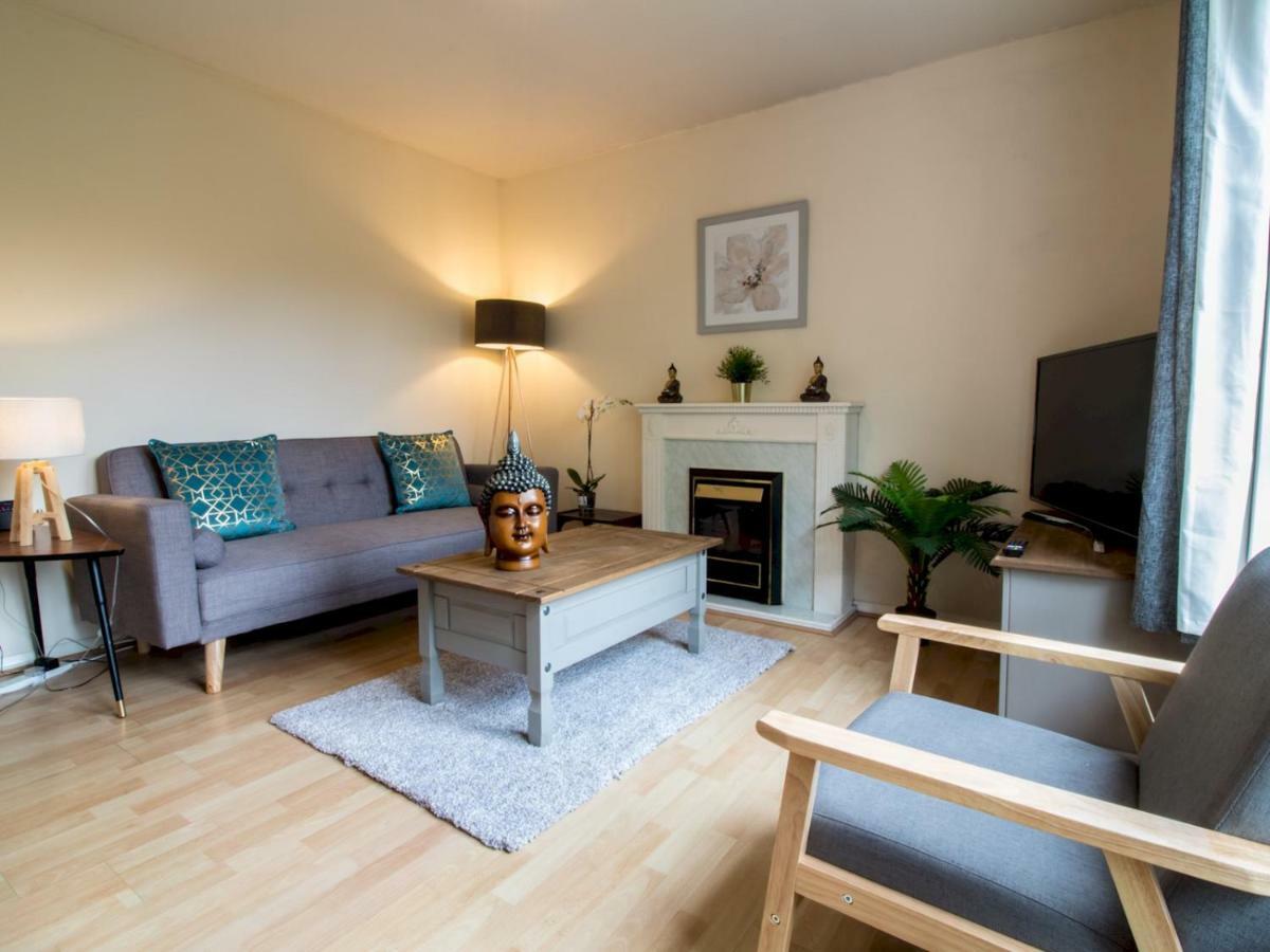 Bright & Tranquil Apartment Near City Centre With Free Parking! 에든버러 외부 사진